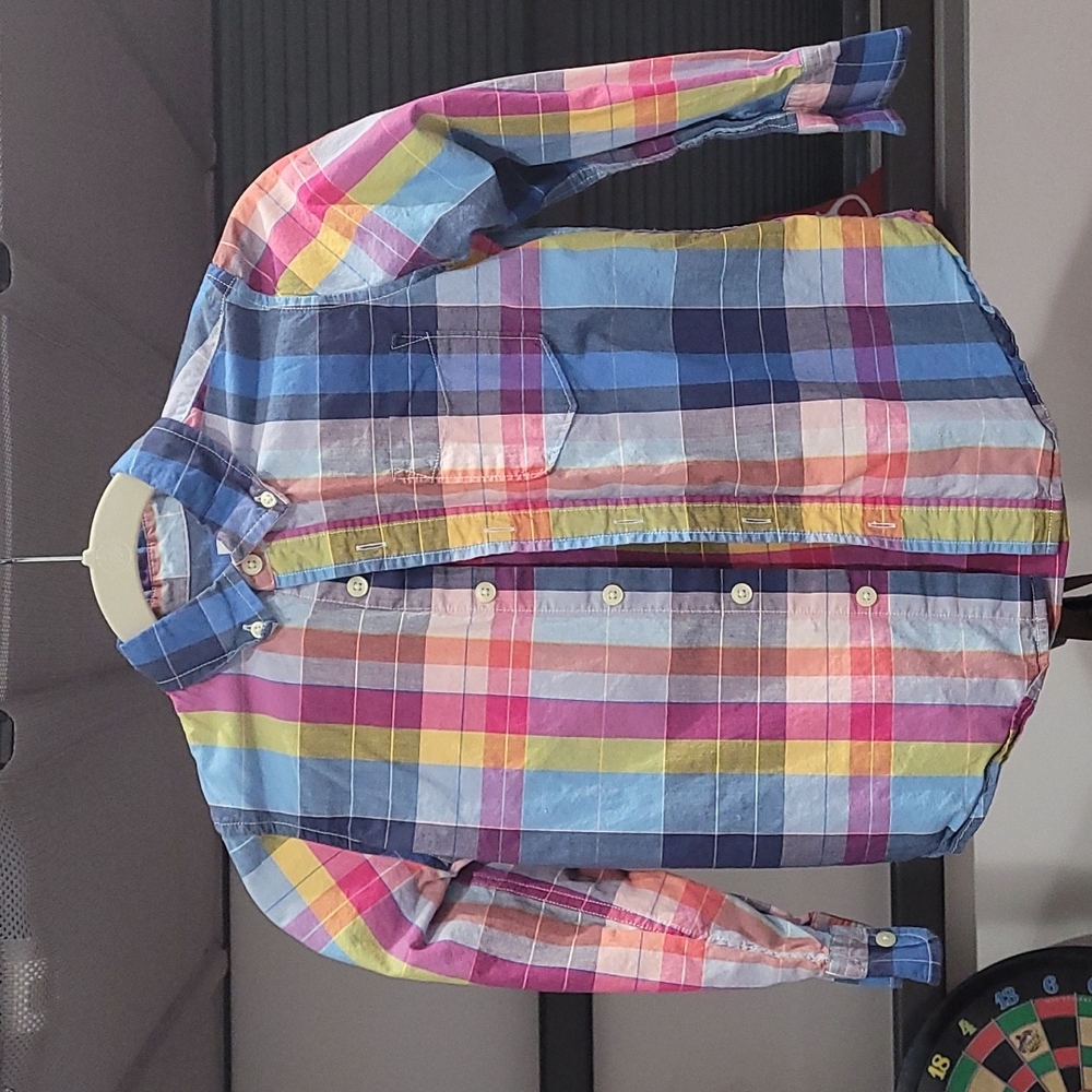 Boys gap long-sleeve shirt size 6